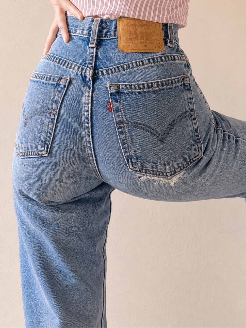 Levi's Vintage 550 Relaxed Taper Leg Women's High-Rise Blue Denim Jeans